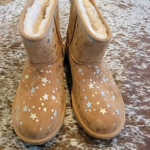 Uggs size 6 womens